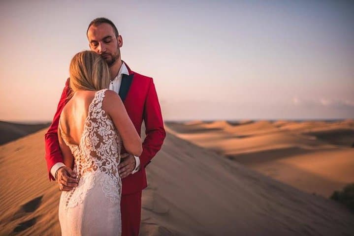 Private Photo Session with a Local Photographer in Maspalomas 1