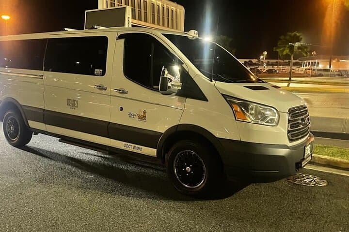 Private Transfer from Gran Canaria Port to Las Palmas city hotels 9
