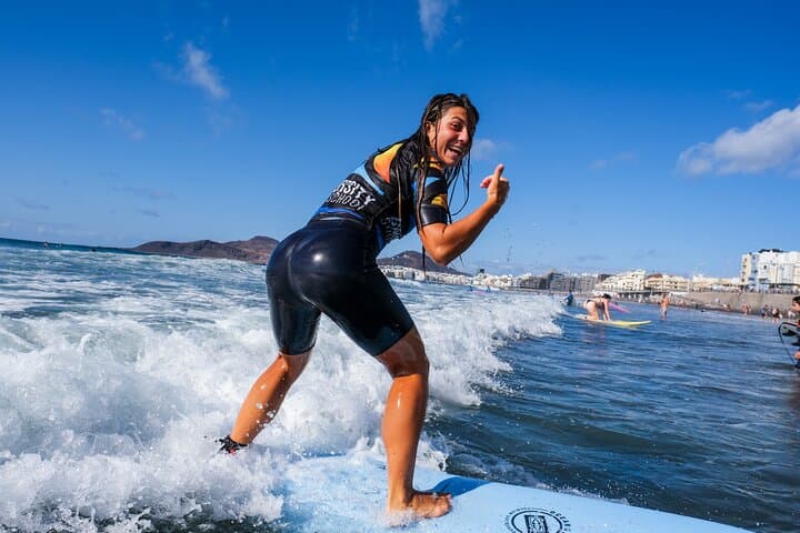 Surfing Course at Las Canteras Beach 9