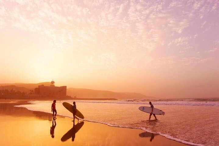 Surfing Course at Las Canteras Beach 5