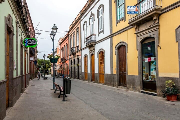 Sabores de Gran Canaria con visita a la destilería y degustaciones 8