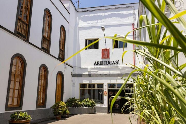Sabores de Gran Canaria con visita a la destilería y degustaciones 10