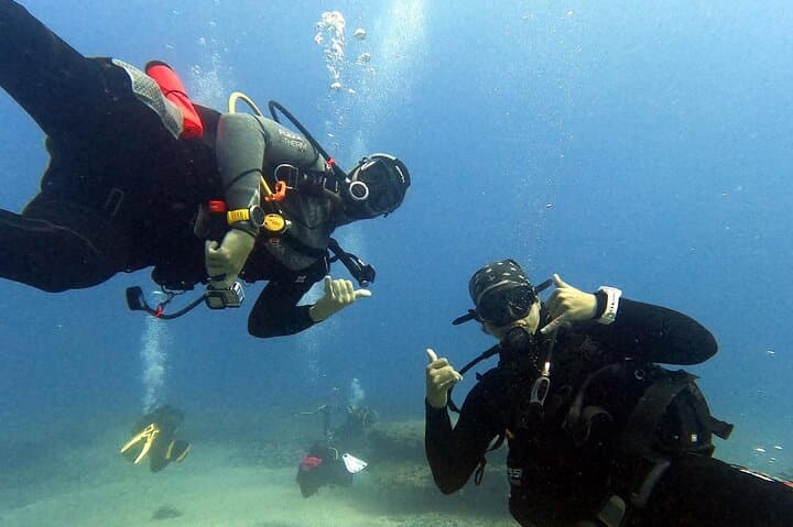 PADI Zero to Divemaster Internship Gran Canaria 6 semanas 2