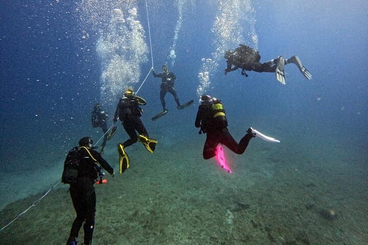 PADI Zero to Divemaster Internship Gran Canaria 6 semanas 4